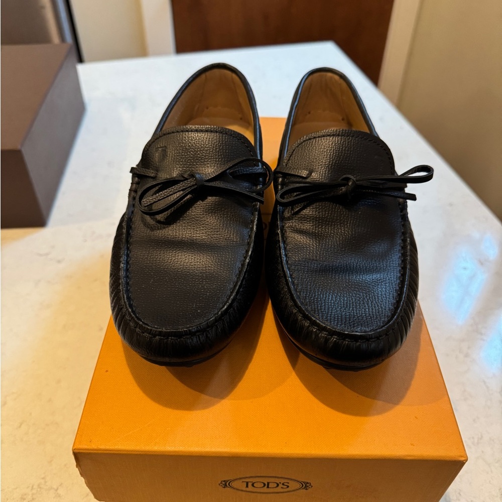 Tod's Black Leather Driving Loafers Laccetto City Gommino